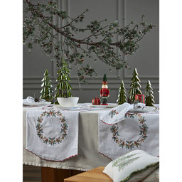 Набор из двух салфеток под приборы festive wreath из коллекции new year essential, D38 см