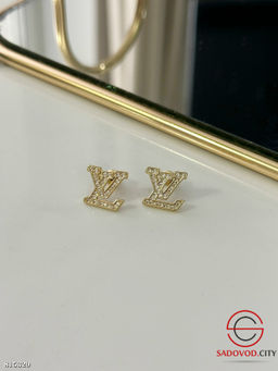 Серьги с камнями из медицинской стали