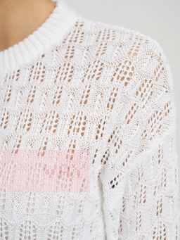 Джемпер женский 5222-41237. 7001/А04 белый/пайетки молоко