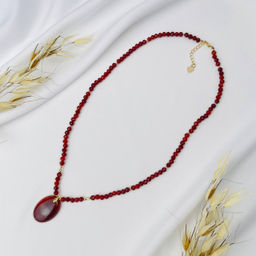 Бусы из Сердолика с кулоном