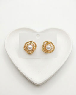 Стильные серьги