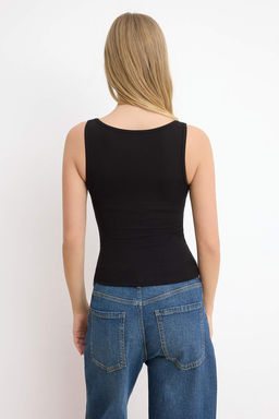 Siyah-Ekru Fitted/Vucuda Oturan Havuz Yaka Kolsuz Fitilli Esnek Orme Atlet TWOSS26AL00020 - Trendyolmilla фото 7