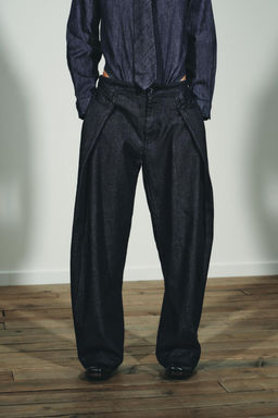PLEATED DENIM-EFFECT TROUSERS - Zara фото 3