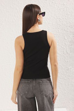 Siyah Z?mba Detayl? Fitted/Vucuda Oturan Fitilli Esnek Orme Atlet TWOSS25AL00008 - Trendyolmilla фото 5