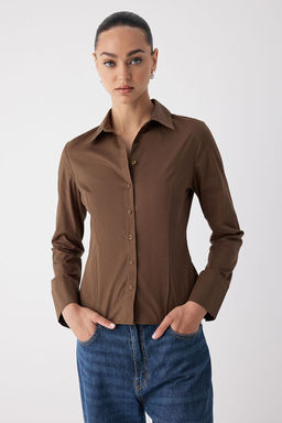 Beyaz Bele Oturan Fitted Dokuma Gomlek TWOAW26GO00022 - Trendyolmilla фото 3