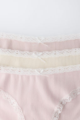 6-14 A?OS/ PACK TRES BRAGUITAS PUNTILLA / Rosa - Zara фото 2