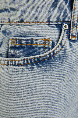 Ac?k Mavi Yuksek Bel City Boy Denim Sort TWOSS23SR00199