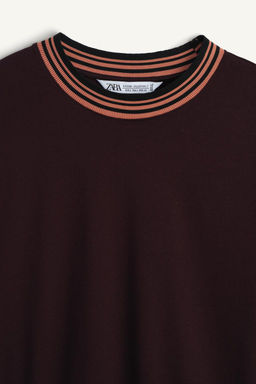 LIMITED EDITION CONTRAST NECK T-SHIRT - Zara фото 5