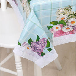 Скатерть ПВХ, обработанная винил.кружевом 130(140)х200см