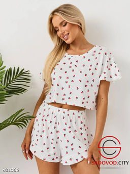 Пижама с шортами женская
