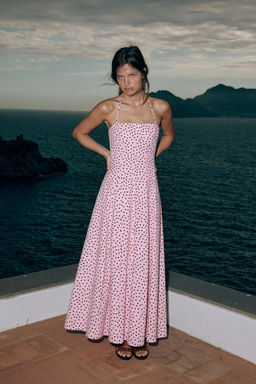 VESTIDO MIDI LUNARES / Rosa