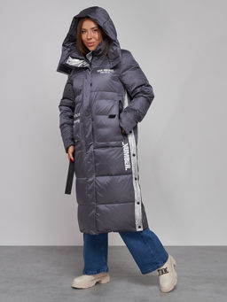 Пальто утепленное молодежное зимнее женское темно-фиолетового цвета 5873TF - Mtforce фото 7