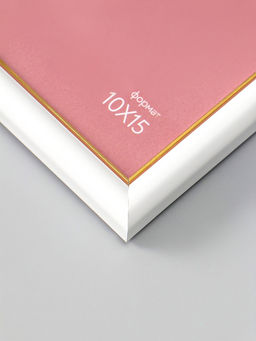 Фоторамка для фото 10×15 см Oframe, пластик, белый с золотом, (пластиковый экран)