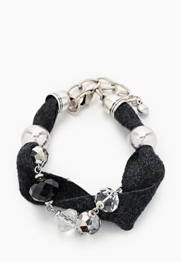 Браслет из серого шерстяного сукна - Модные истории фото 5