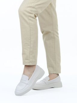 03-YD122-2 LT. BEIGE Лоферы женские (натуральная кожа)