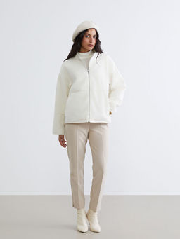 Dik Yaka Kad?n Ka?e Mont