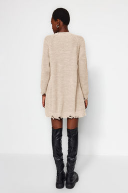 TRENDYOLMILLA Haki Mini Triko Genis Kal?p Ak?tma Detayl? Duz Elbise TWOAW24EL00113 фото 34