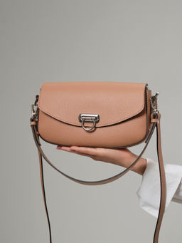 Сумка кожаная на плечо Azaro 31049 бежевая нуга