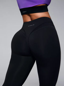 Спортивные леггинсы