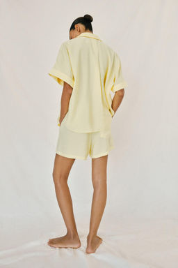 SHORTS FLUIDOS CINTURA EL?STICA / Amarillo - Zara фото 4