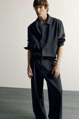 PANTAL?N RELAXED FIT FLUIDO PLIEGUES / Negro - Zara фото 3