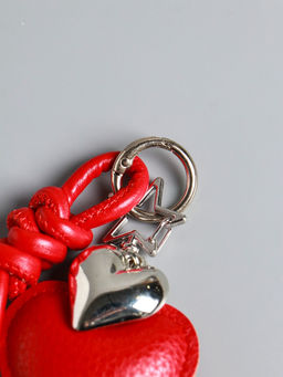 Брелок на карабине кожзам "Сердце" с узлом, красный 21х5,5х1,5 см