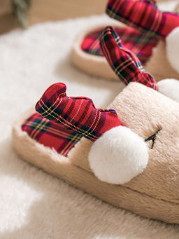 Y?lba?? Temal? Pel?? Kad?n Ev Terli?i