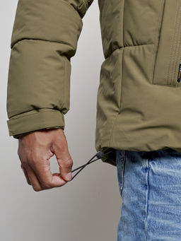 Куртка молодежная мужская зимняя с капюшоном цвета хаки 8356Kh - Wonderrman фото 12