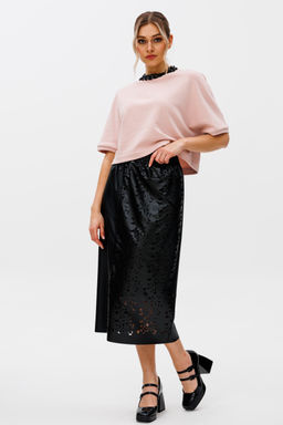 Костюм из джемпера и юбки.