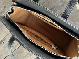 Женская кожаная каркасная сумка с ручками 1883-С Блек