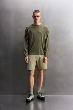 CAMISETA T?CNICA GRAVEL MANGA LARGA / Verde medio