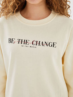 Bisiklet Yaka Bask?l? Oversize Kad?n Sweatshirt