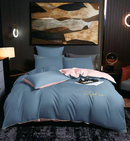 КПБ Candies однотонный с вышивкой на резинке по кругу CANOVR001 Семейный