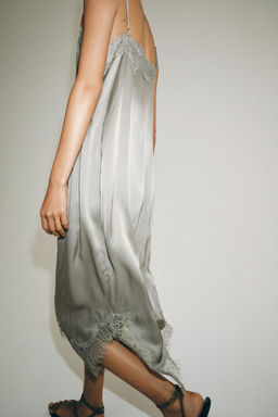 VESTIDO MIDI ENCAJE ZW COLLECTION / Gris medio - Zara фото 4
