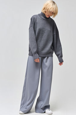 Свитер объемный меланж графитовый