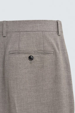 PANTAL?N TRAJE REGULAR FIT ESTRUCTURA / Beige