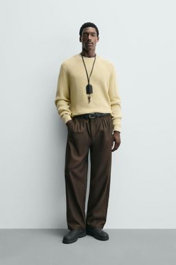 RIBBED TEXTURED JUMPER