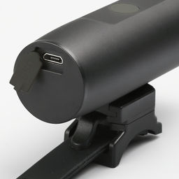 Фонарь передний COMIRON ROLL корпус: авиационный алюминий 6063, IPX6; свет: 3535 LED, линза, 300lm; аккум: 3.7V 2200 mAh, USB. /уп 50/ - Галеонтрейд фото 3