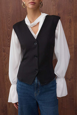 Ozel Koleksiyon Siyah Vatkal? Peplum/Belden Oturmal? Fitted/Vucuda Oturan Orme Yelek TWOAW26YE00026
