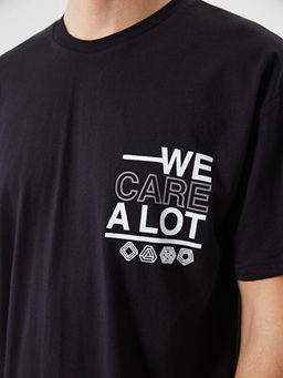 Bisiklet Yaka Bask?l? Penye Erkek Ti??rt