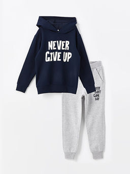 Kap??onlu Bask?l? Uzun Kollu Erkek ?ocuk Sweatshirt ve E?ofman Alt?