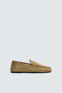 LEATHER LOAFERS