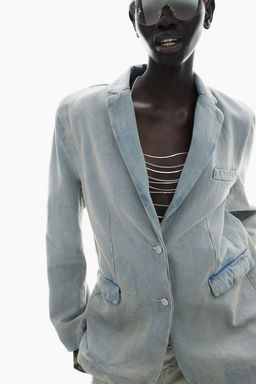 Americana de botonadura sencilla en denim