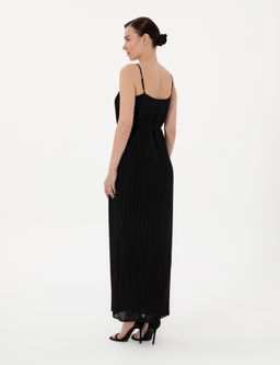 Siyah Regular Fit Dokuma Elbise