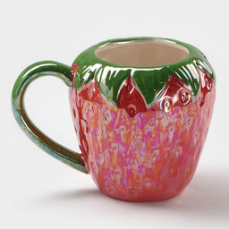 Кружка керамическая «Клубника», 500 мл, цвет красный