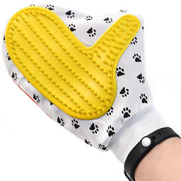 Рукавичка для вычесывания шерсти 23,5х16,5см, 2-х сторонняя: вставка с шипами из мягкого пластика, вставка кожзам, кожзам, текстиль (Китай) - Pet toys фото 3
