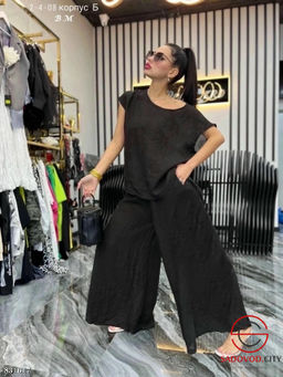 Костюм двойка (кофта и штаны)