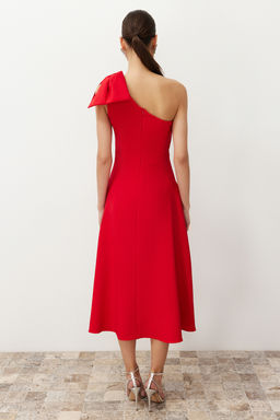 K?rm?z? A-Kesim Fiyonk Detayl? Dokuma S?k Abiye Elbise TPRSS24EL00105