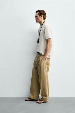 CAMISETA TEXTOS BORDADOS / Blanco