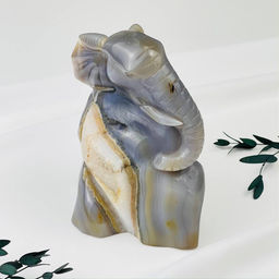 Слон резной из камня Агат серый с жеодой - Радуга самоцветов фото 3